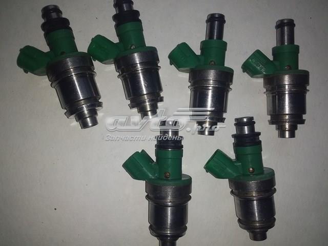 1571067D00 SUZUKI Топливные форсунки купить в Винница