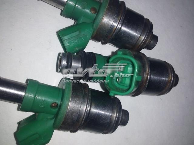 1571067D00 SUZUKI Форсунка впрыска топлива купить в Чернигов