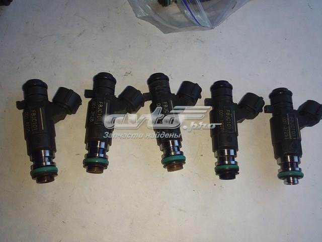 Форсунка впрыска топлива 16611AA650 SUBARU