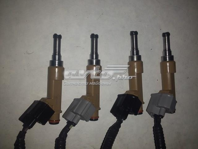 TOYOTA 2320939146 Топливные форсунки в наличии Полтава