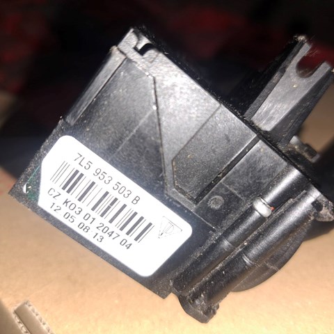 95561324401B41 PORSCHE Правый подрулевой переключатель купить в Николаев