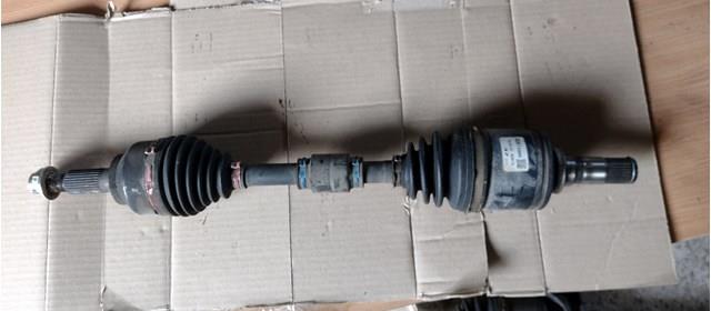 Полуось передняя левая GG6125600A MAZDA