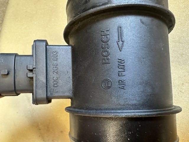 0281006054 BOSCH Датчик потока (расхода) воздуха, расходомер M.A.F. - (Mass Airflow) купить в Киев