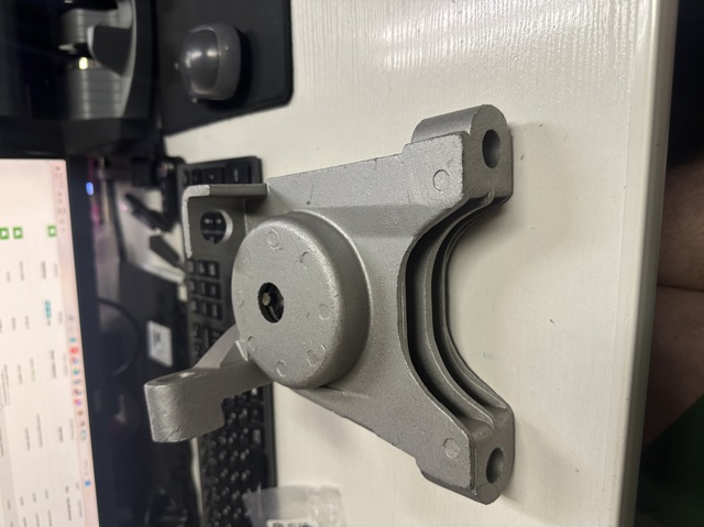 Подушка мотора правая 05576 METALCAUCHO