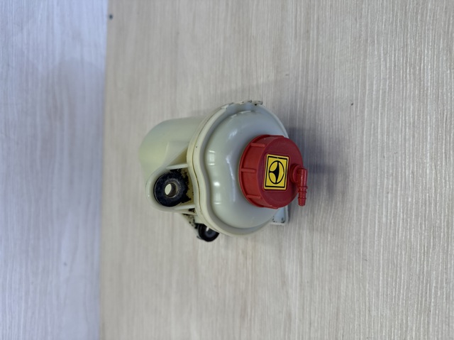 Бачок гидроусилителя 46767469 FIAT