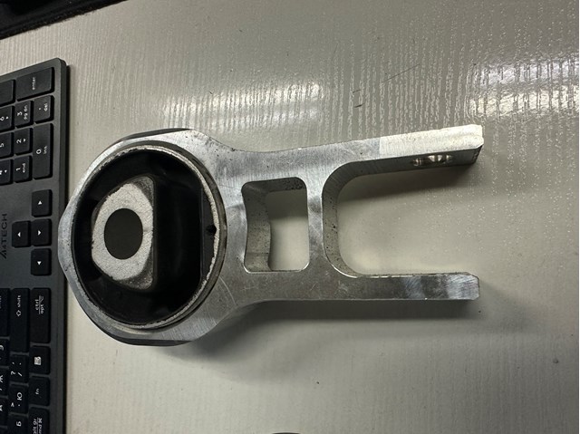 Задняя опора двигателя 52078934 FIAT