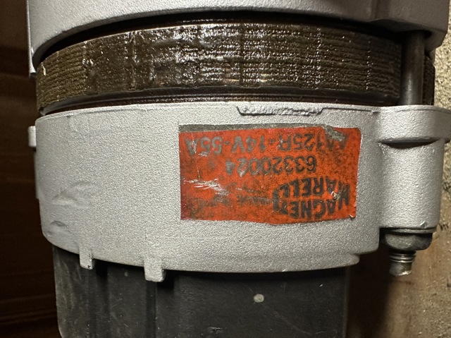 Генератор автомобиля 63320024 MAGNETI MARELLI