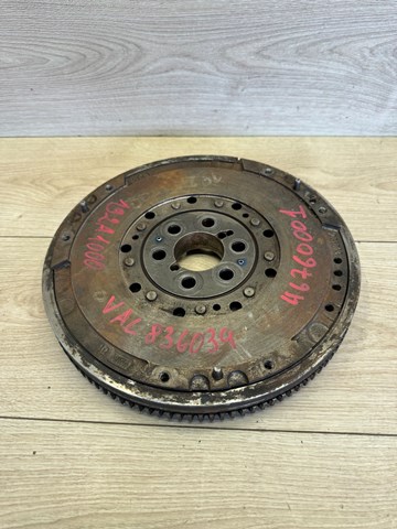 Демпферный маховик 836034 VALEO