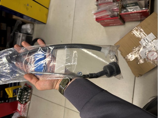 Трос сцепления C0412C LPR