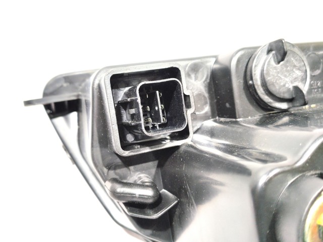 1017001076 GEELY Левая фара купить в Тернополь