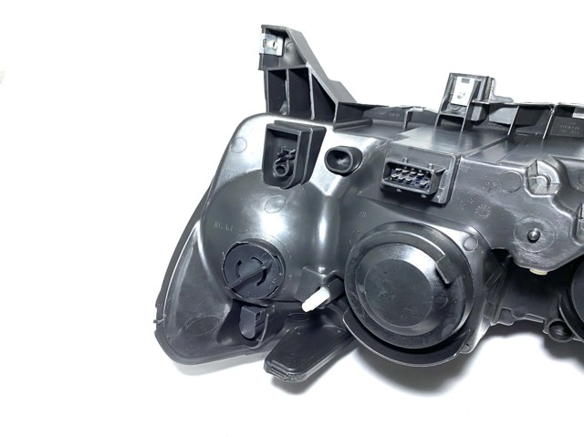 GEELY 1067003377 Фара правая в наличии Черновцы