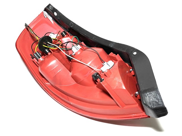 Правый стоп-сигнал A133773020 CHERY