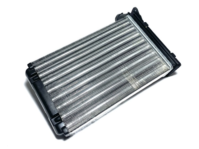Радиатор отопителя салона L8101100 LIFAN