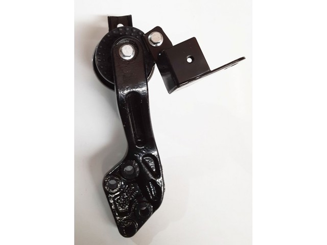 M111001310 CHERY Подушка (опора) двигателя правая купить в Харьков