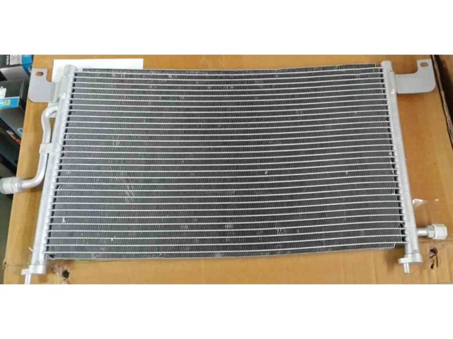 Радиатор кондиционера chery qq klm S11-8105010