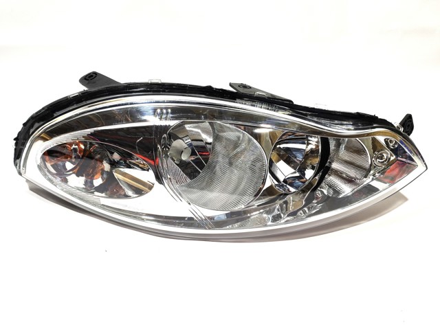 CHERY S123772020 Правая фара в наличии Киев