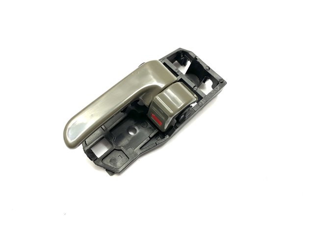 CHERY T116105130 Ручка двери передней внутренняя левая в наличии Харьков