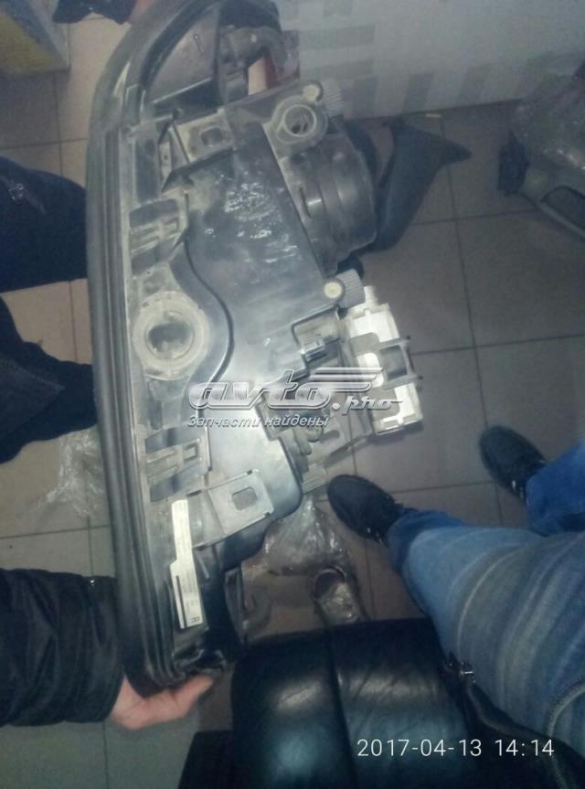 63128386564 BMW Правая фара купить в Ирпень