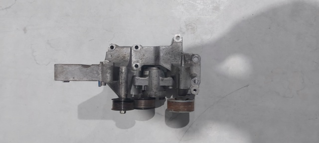 1801A100 MITSUBISHI Кронштейн генератора купить в Чернигов