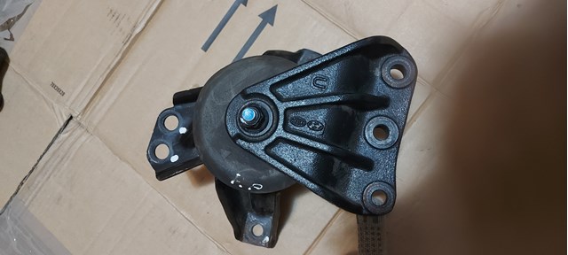 Правая опора ДВС 21810D3200 HYUNDAI