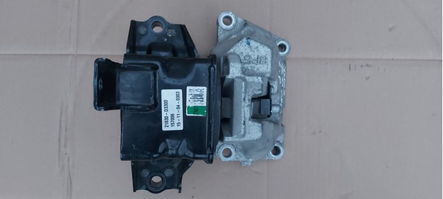 21830D3300 HYUNDAI Подушка (опора) двигателя левая купить в Николаев