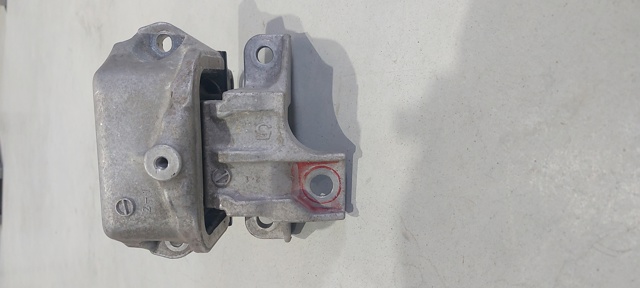 Левая подушка двигателя 2910A323 MITSUBISHI