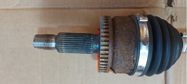 49500D7200 HYUNDAI Полуось (привод) передняя левая купить в Тернополь
