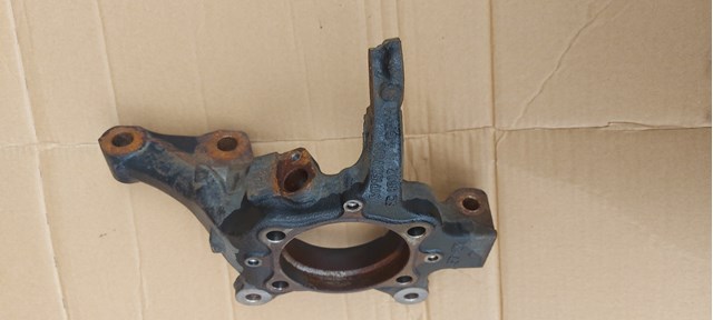 HYUNDAI 5171507100 Цапфа (поворотный кулак) передний левый в наличии Украина