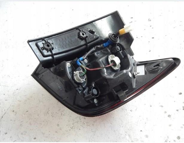 8330B275 MITSUBISHI Фонарь задний левый внешний купить в Харьков