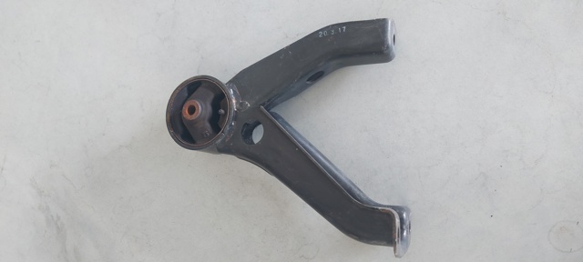 Гидроопора двигателя задняя MN101572 MITSUBISHI