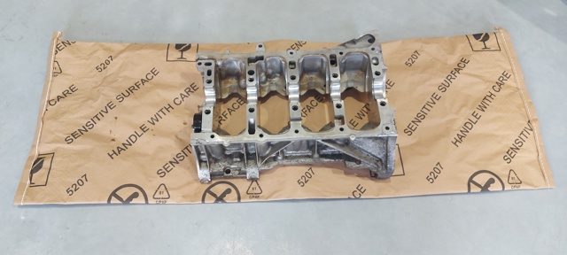 PE0110382 MAZDA купить в Ровно