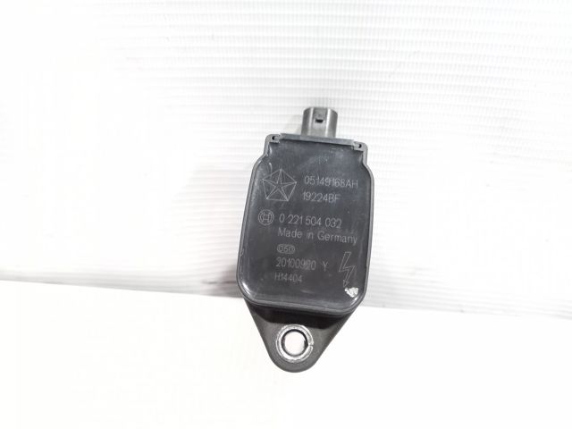 Катушка зажигания 05149168AH CHRYSLER