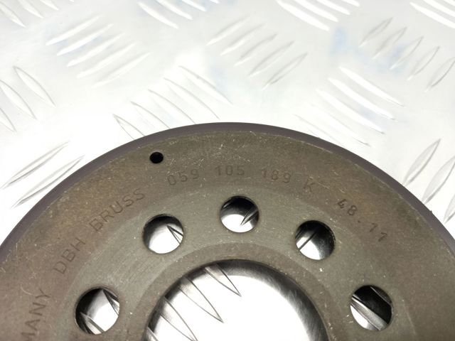 Вал коленчатый и маховик Audi Q5