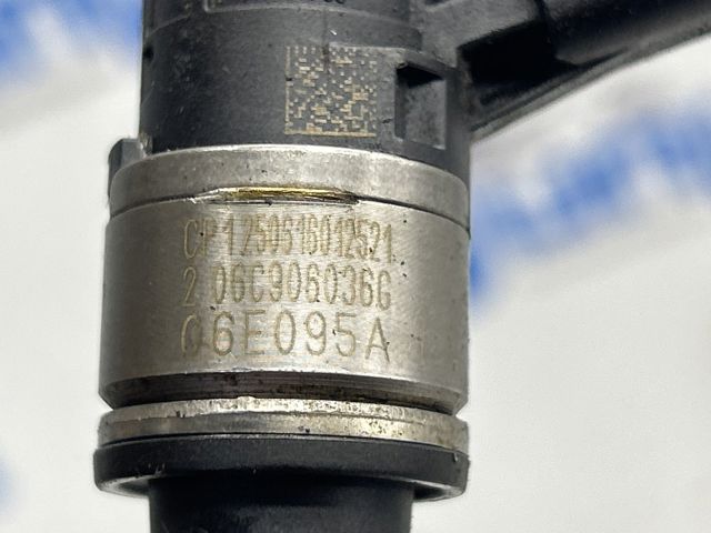 VAG 06C906036F Форсунка впрыска топлива в наличии Запорожье