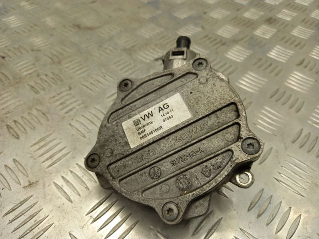 06E145100R VAG Насос вакуумный купить в Киев