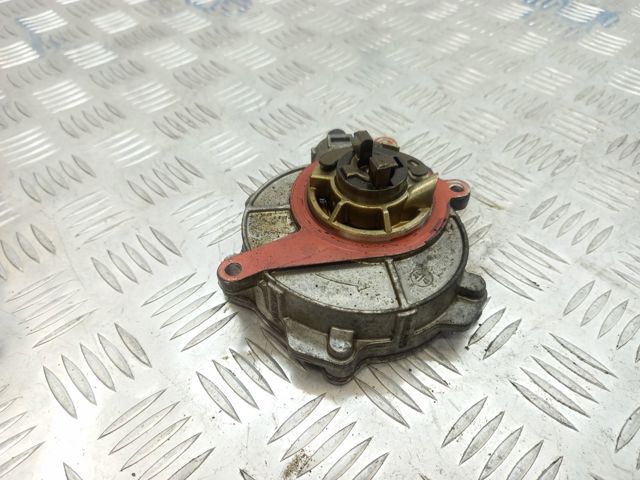 Насос вакуумный 06E145100R VAG