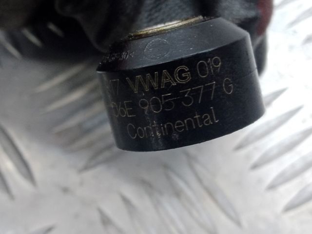 Датчик детонации 06E905377G VAG