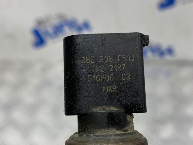 Датчик давления топлива 06E906051J VAG