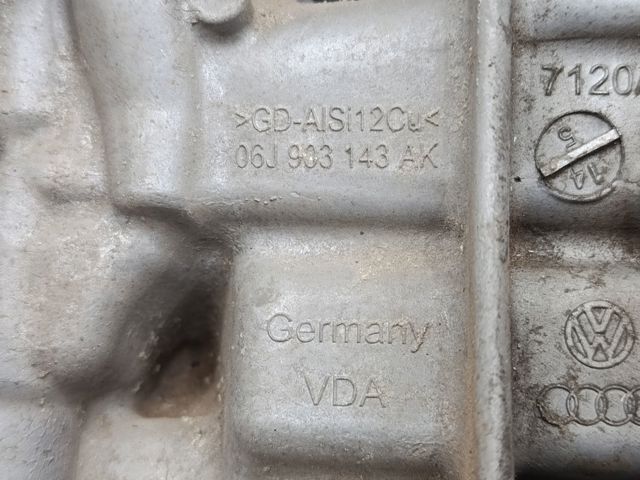 Кронштейн генератора 06J903143AK VAG