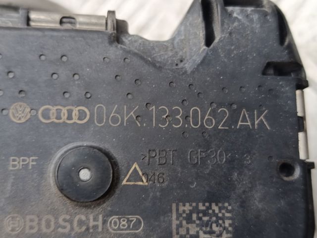 Дроссельная заслонка в сборе 06K133062AK VAG