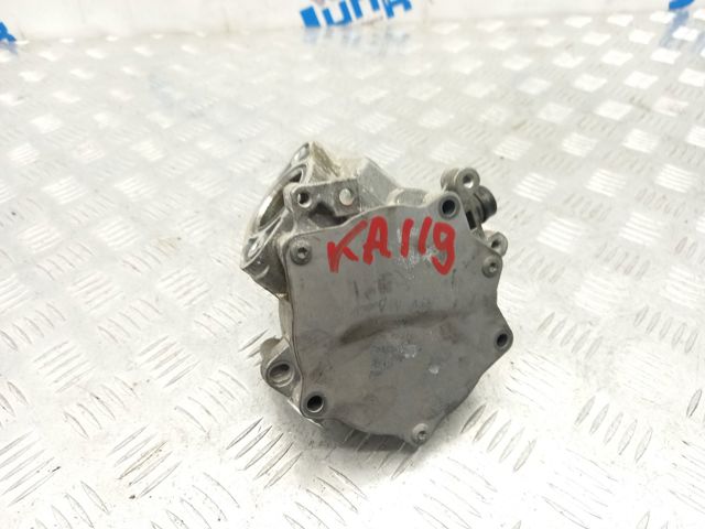 Насос вакуумный 06K145100B VAG
