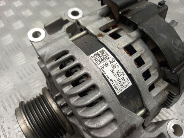 Генератор автомобиля 06L903024H VAG