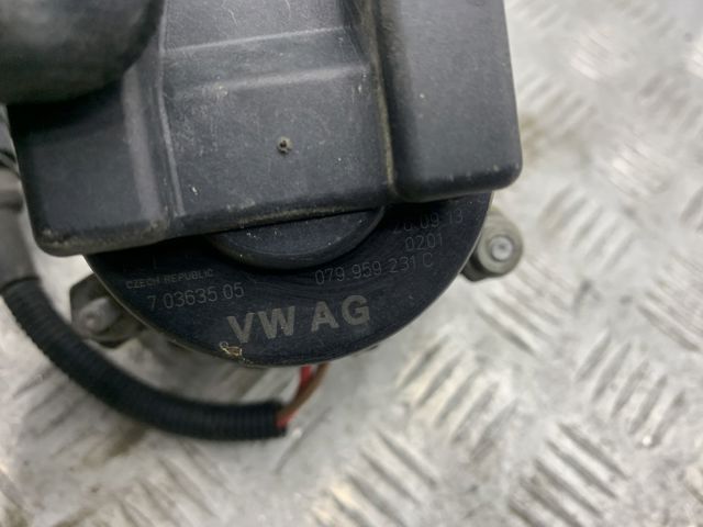 VAG 079959231C Насос воздушный в наличии Николаев