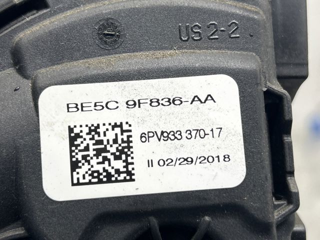 Педали газа 100530700A TESLA