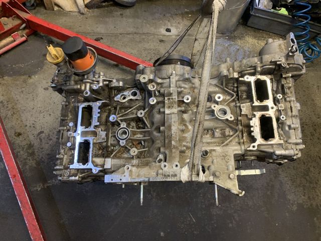 10100CD010 SUBARU Двигатель в сборе купить в Черновцы