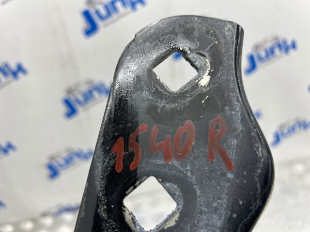 109879300D TESLA Петля капота правая купить в Харьков