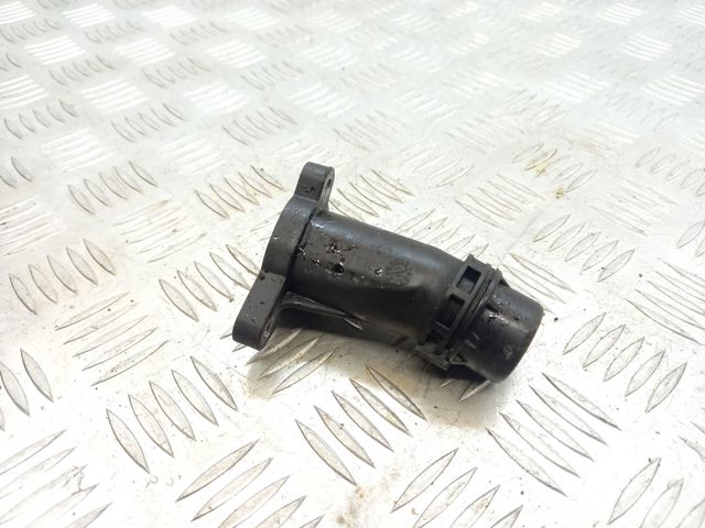 BMW 11118511205 Штуцер блока системы охлаждения в наличии Одесса