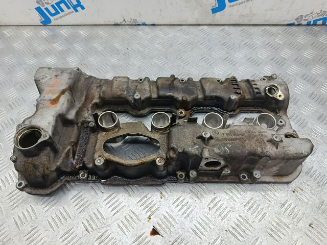 BMW 11127588545 Крышка клапанная правая в наличии Винница