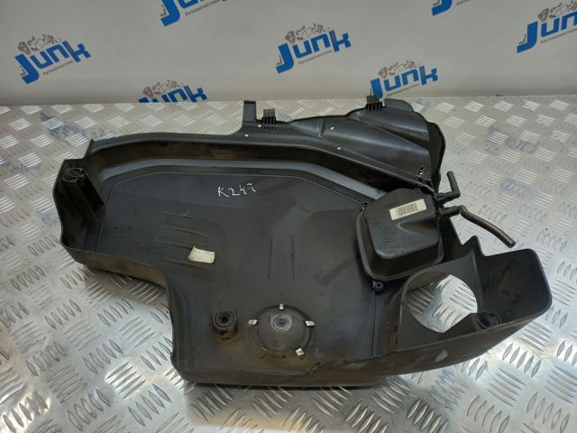 11127636791 BMW Крышка двигателя купить в Ужгород