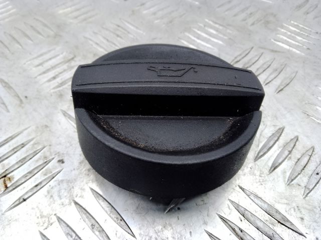 BMW 11128655331 Крышка маслозаливной горловины в наличии Киев